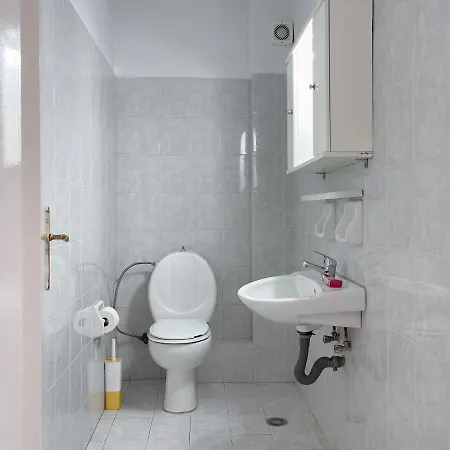 2-bedroom Blue Apartment Athens